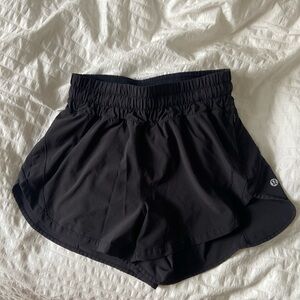 Track that high rise 3” short